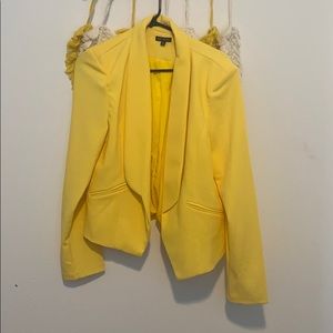 Yellow blazer